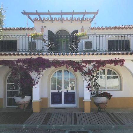 Hotel O Pátio Fernão Ferro Esterno foto