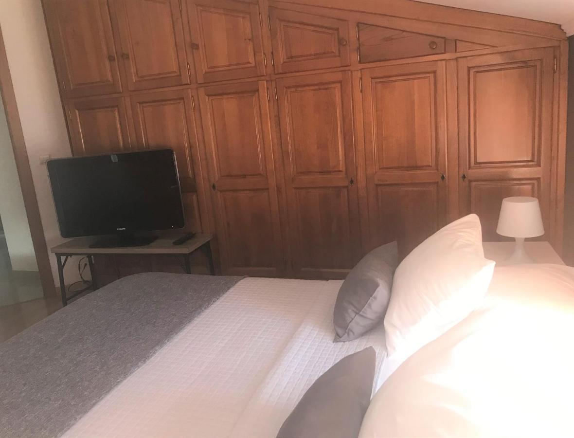 Hotel O Pátio Fernão Ferro Esterno foto