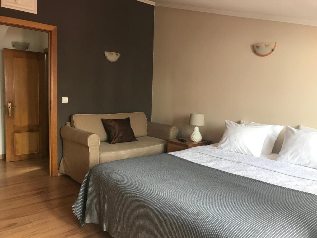 Hotel O Pátio Fernão Ferro Esterno foto